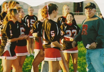 The Horlick cheerleaders try to teach Dave a cheer!